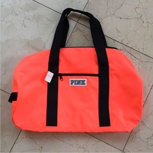 New Victoria’s Secrete PINK Duffle Bag